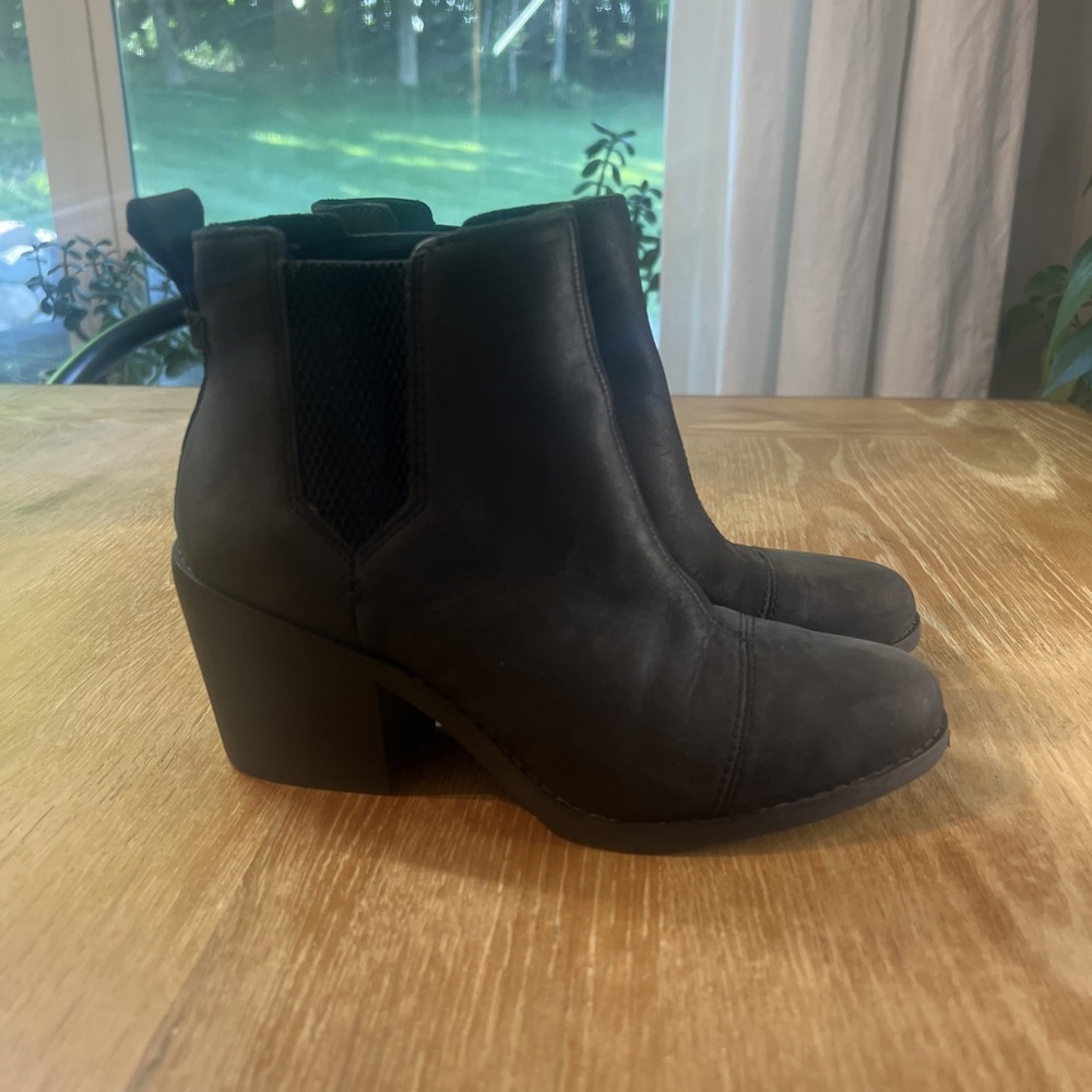 Toms Everly‎ Boots Booties Black Sz 6 Leather Heels